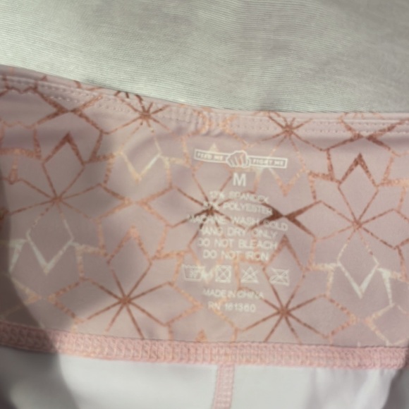 FMFM WOMENS CHAMPAGNE WINTER SHORTS NWT - Picture 8 of 9